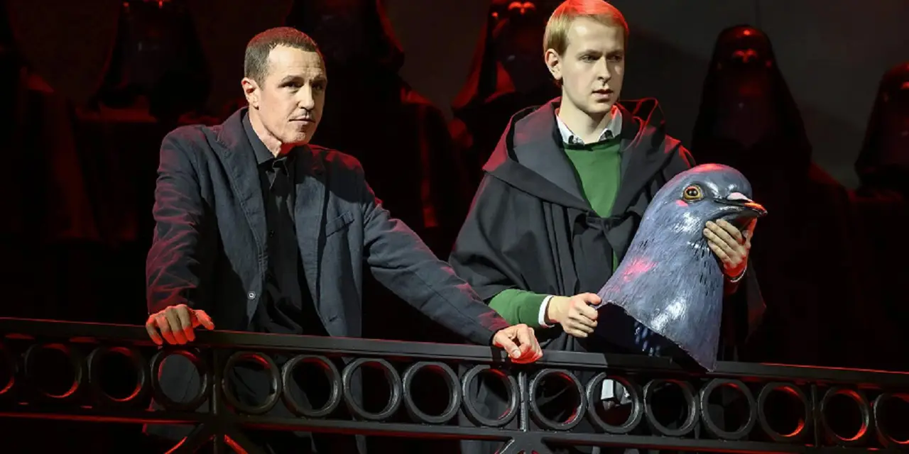 Маскарад с закрытыми глазами